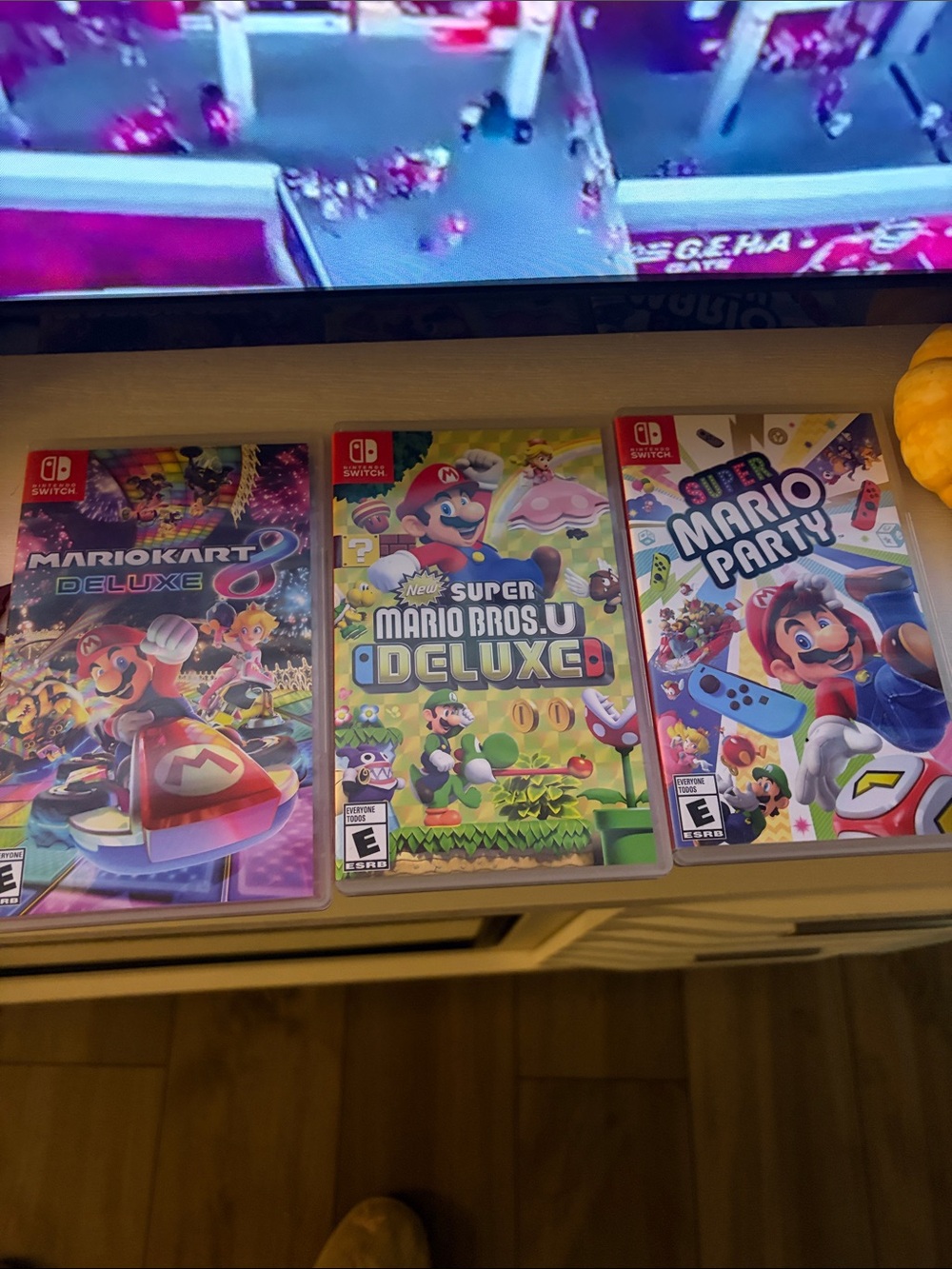 Nintendo Switch - Picture 7 of 7